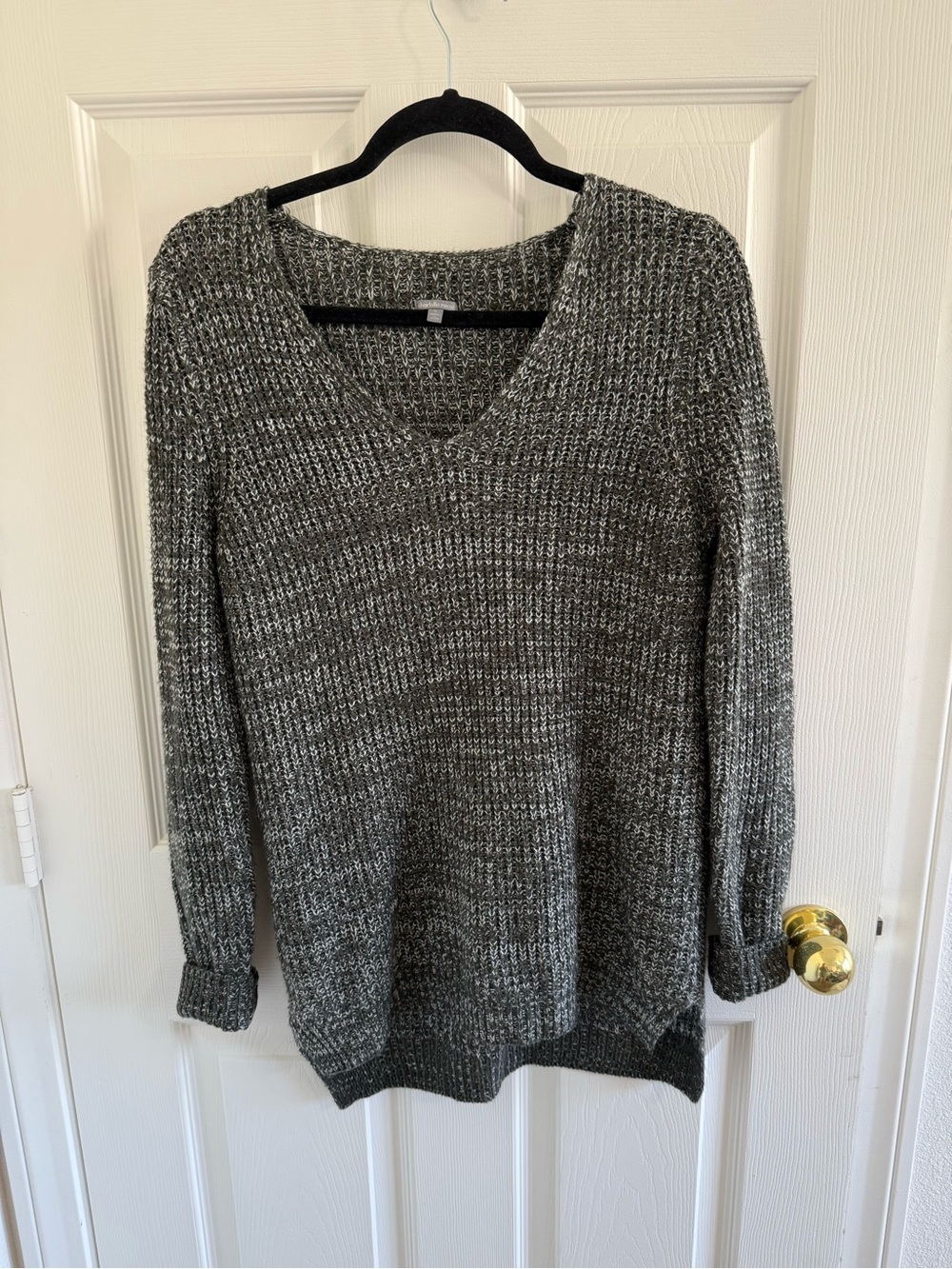 Charlotte Russe Gray V-Neck Women’s Sweater